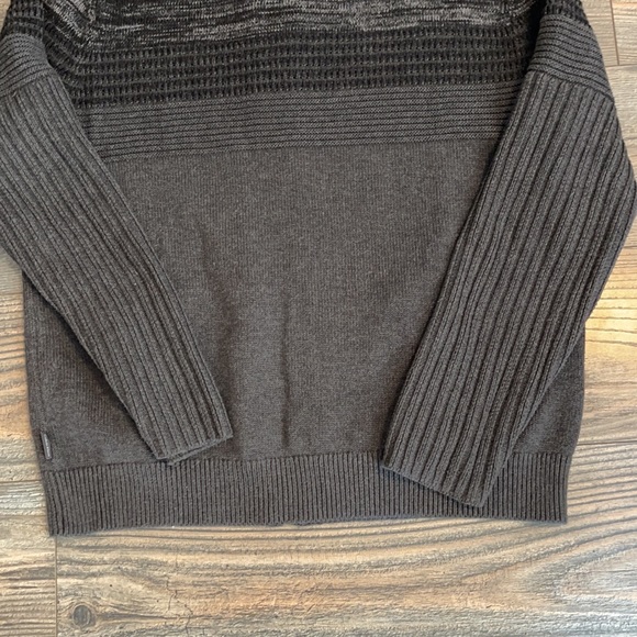 Calvin Klein Men’s zip-up sweater - Picture 9 of 10